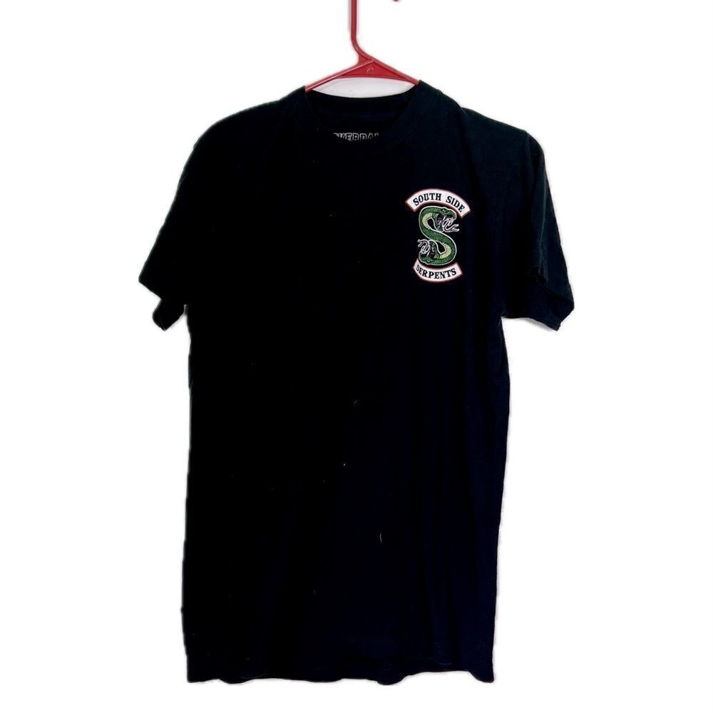 Riverdale southside, serpents short sleeve T-shirt men’s medium‎